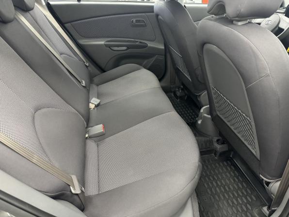 Kia Rio II Рестайлинг с пробегом 2010 года, цена 890 000 рублей, 36012 км, хэтчбек, Автокод Объявления