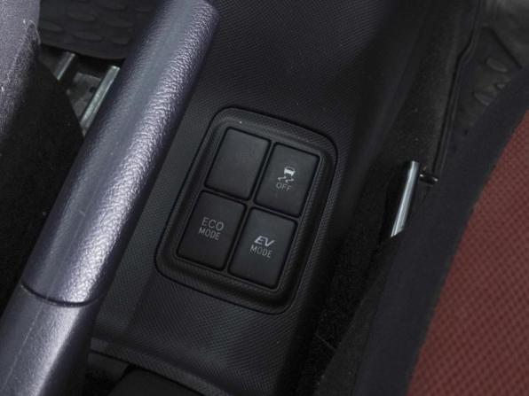 Toyota Aqua I Рестайлинг с пробегом 2015 года, цена 1 089 000 рублей, 150552 км, хэтчбек, Автокод Объявления