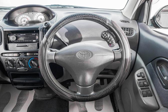 Toyota FunCargo с пробегом 2000 года, цена 399 000 рублей, 476600 км, компактвэн, Автокод Объявления
