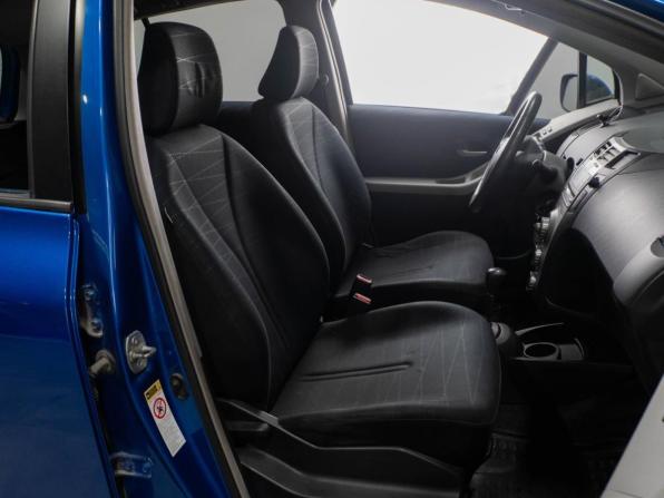 Toyota Yaris II с пробегом 2008 года, цена 760 000 рублей, 221446 км, хэтчбек, Автокод Объявления