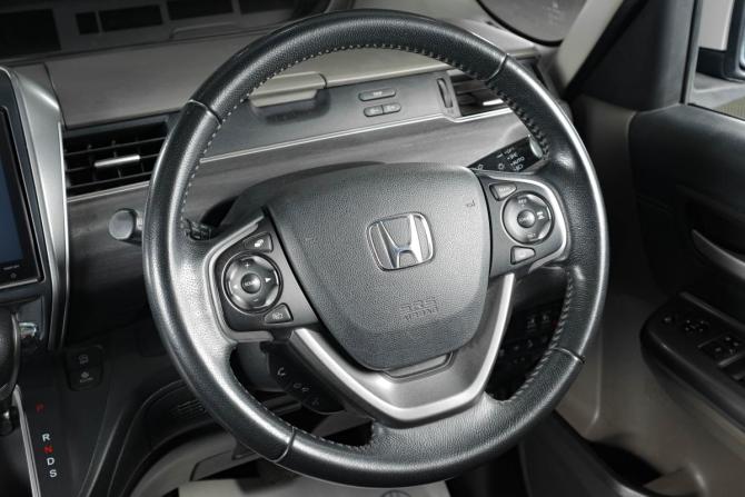 Honda Freed II с пробегом 2016 года, цена 1 299 000 рублей, 158000 км, компактвэн, Автокод Объявления