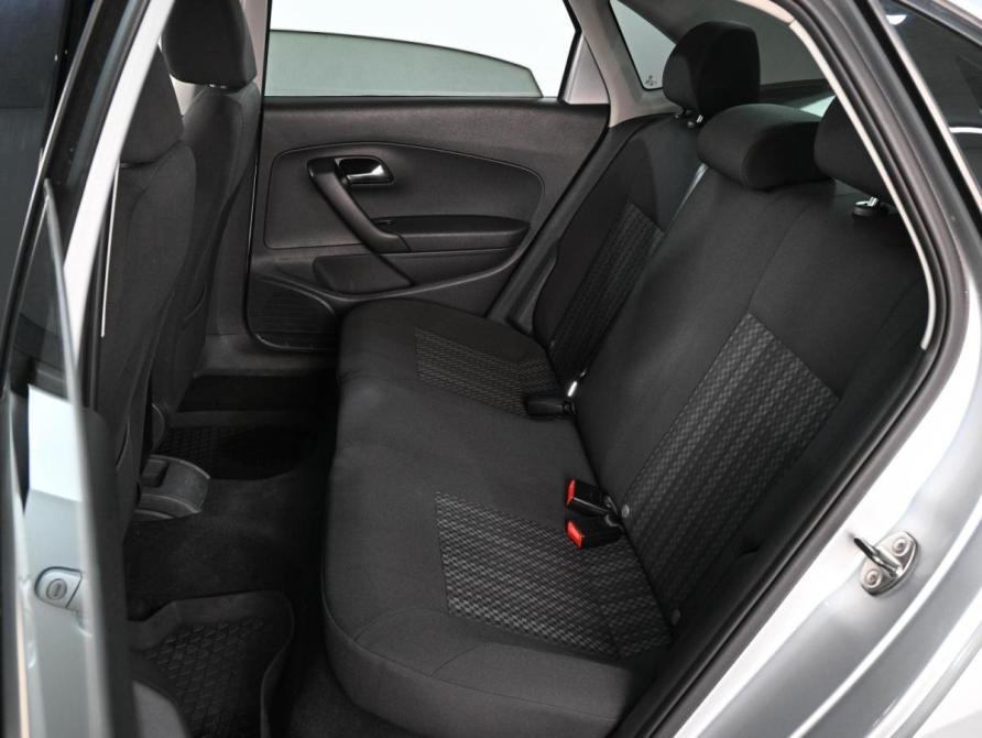 Volkswagen Polo V Рестайлинг Ростов-на-Дону  - изображение 9