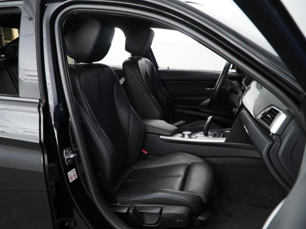 BMW 3 серии VI (F3x) Рестайлинг с пробегом 2018 года, цена 2 779 777 рублей, 179630 км, седан, Автокод Объявления