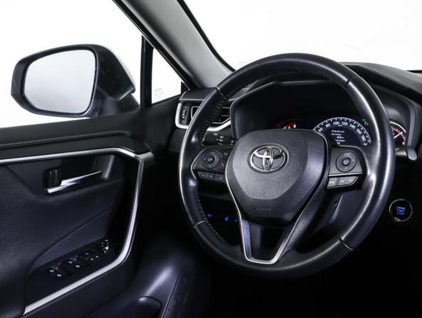 Toyota RAV4 V (XA50) с пробегом 2020 года, цена 3 625 000 рублей, 71735 км, внедорожник, Автокод Объявления