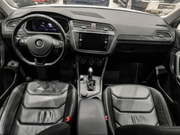 Volkswagen Tiguan II с пробегом 2019 года, цена 2 450 000 рублей, 135115 км, внедорожник, Автокод Объявления
