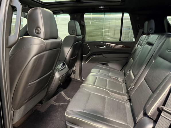 Cadillac Escalade V с пробегом 2021 года, цена 9 099 800 рублей, 99000 км, внедорожник, Автокод Объявления