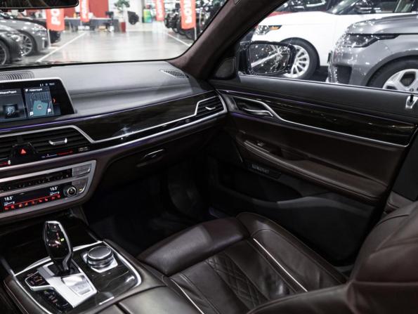 BMW 7 серии VI (G11/G12) с пробегом 2017 года, цена 3 699 700 рублей, 143366 км, седан, Автокод Объявления