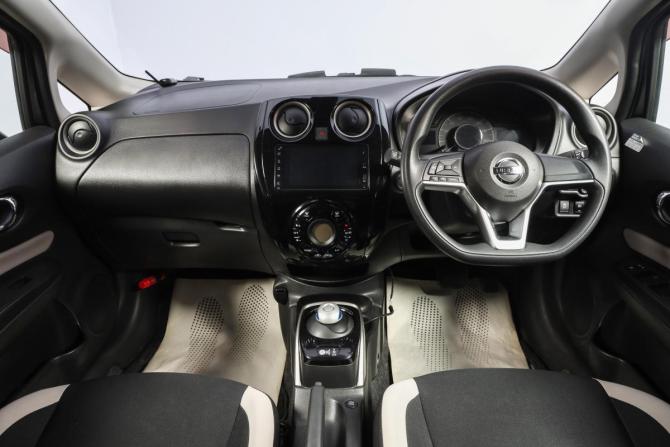 Nissan Note II Рестайлинг с пробегом 2017 года, цена 1 299 000 рублей, 112003 км, хэтчбек, Автокод Объявления