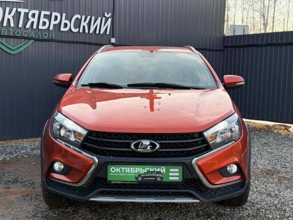 Lada (ВАЗ) Vesta I с пробегом 2018 года, цена 899 000 рублей, 136142 км, универсал, Автокод Объявления