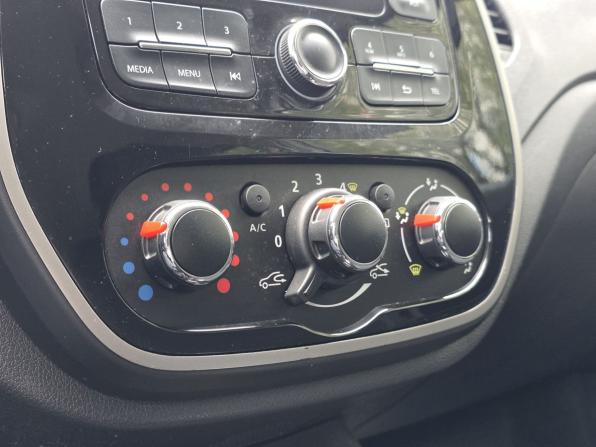 Renault Kaptur I с пробегом 2016 года, цена 1 440 000 рублей, 103527 км, внедорожник, Автокод Объявления