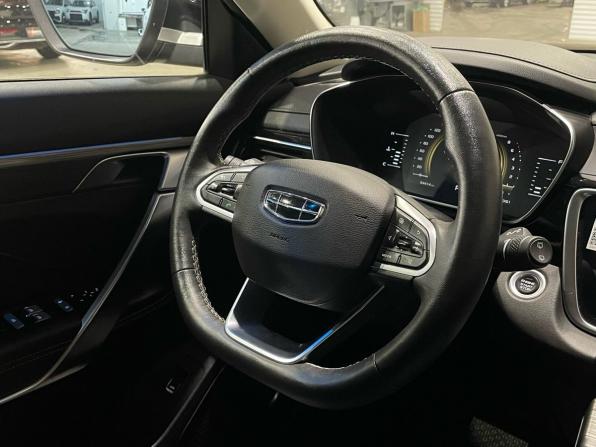 Geely Atlas Pro с пробегом 2021 года, цена 1 930 000 рублей, 50167 км, внедорожник, Автокод Объявления