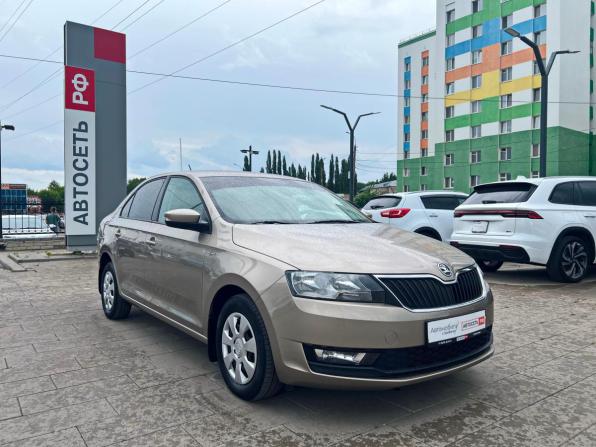 Skoda Rapid I Рестайлинг с пробегом 2018 года, цена 1 254 800 рублей, 93710 км, лифтбек, Автокод Объявления