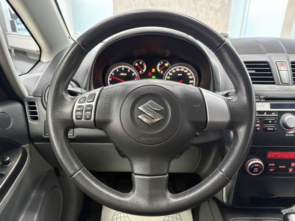 Suzuki SX4 I (Classic) Рестайлинг с пробегом 2013 года, цена 1 399 000 рублей, 96526 км, хэтчбек, Автокод Объявления