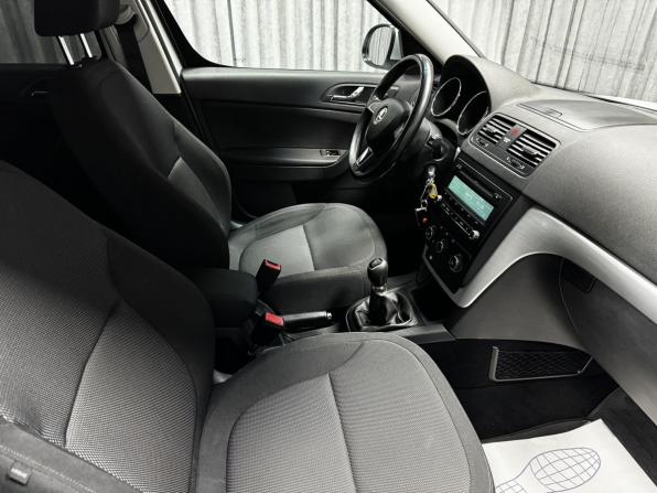 Skoda Yeti I с пробегом 2014 года, цена 890 000 рублей, 174303 км, внедорожник, Автокод Объявления