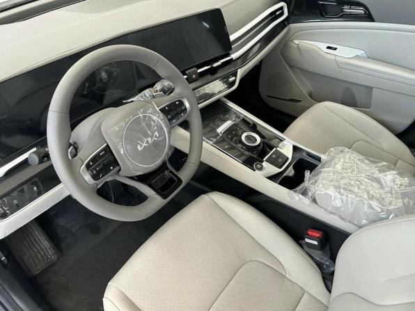 Kia Sportage V с пробегом 2026 года, цена 3 640 000 рублей, 46 км, внедорожник, Автокод Объявления