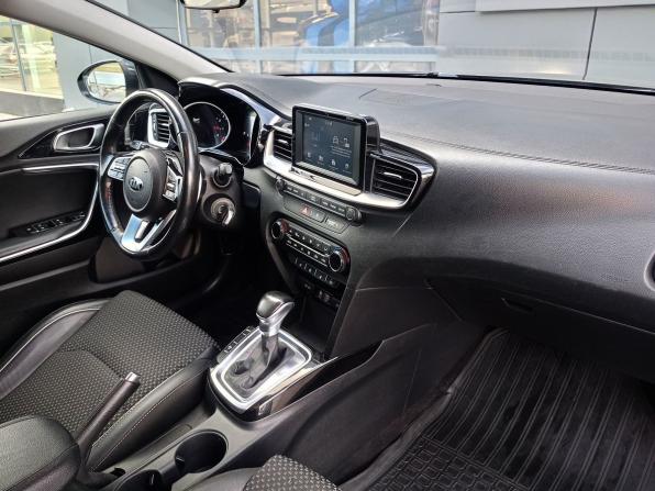Kia Ceed III с пробегом 2018 года, цена 1 599 000 рублей, 116020 км, хэтчбек, Автокод Объявления