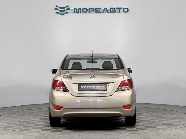 Hyundai Solaris I с пробегом 2011 года, цена 740 000 рублей, 199747 км, седан, Автокод Объявления