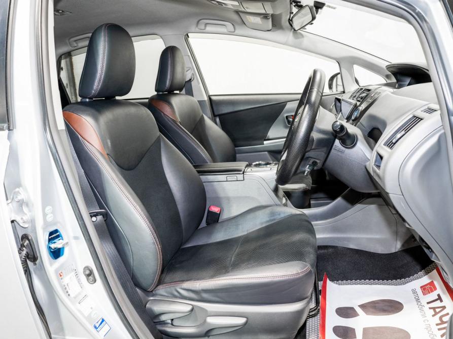 Toyota Prius Alpha I (ZVW40/41) Чита  - изображение 6
