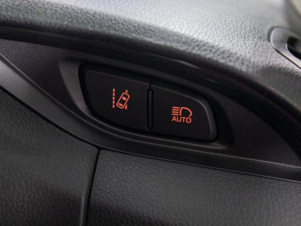 Toyota Vitz III (XP130) Рестайлинг 2 с пробегом 2018 года, цена 1 040 000 рублей, 55922 км, хэтчбек, Автокод Объявления