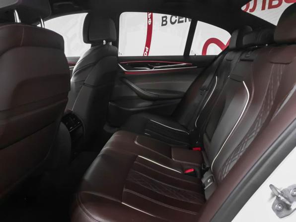 BMW 5 серии VII (G30/G31/G38) с пробегом 2018 года, цена 3 589 000 рублей, 126210 км, седан, Автокод Объявления