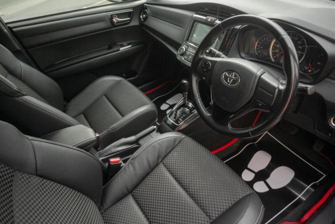 Toyota Corolla XI (E160 E170 E180) с пробегом 2015 года, цена 1 259 000 рублей, 151000 км, универсал, Автокод Объявления