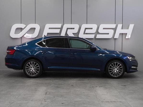 Skoda Superb III Рестайлинг с пробегом 2019 года, цена 2 406 000 рублей, 144397 км, лифтбек, Автокод Объявления
