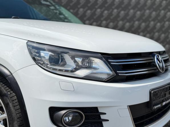 Volkswagen Tiguan I Рестайлинг с пробегом 2016 года, цена 1 045 000 рублей, 158000 км, внедорожник, Автокод Объявления