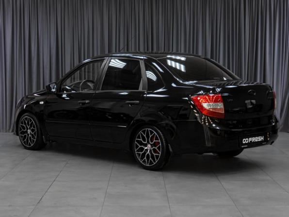 Lada (ВАЗ) Granta I с пробегом 2017 года, цена 619 000 рублей, 213207 км, седан, Автокод Объявления