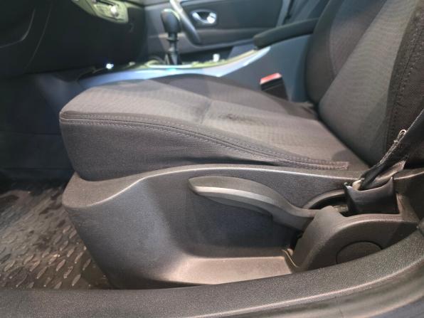 Renault Laguna III с пробегом 2010 года, цена 560 000 рублей, 238084 км, универсал, Автокод Объявления