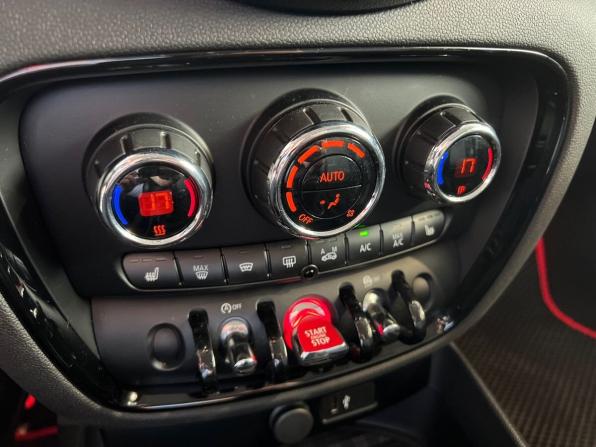Mini Clubman II Рестайлинг с пробегом 2021 года, цена 2 255 900 рублей, 105422 км, универсал, Автокод Объявления