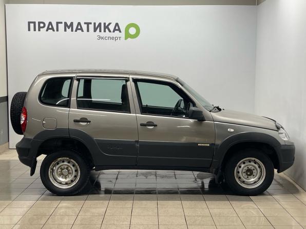 Chevrolet Niva I Рестайлинг с пробегом 2016 года, цена 559 000 рублей, 88197 км, внедорожник, Автокод Объявления