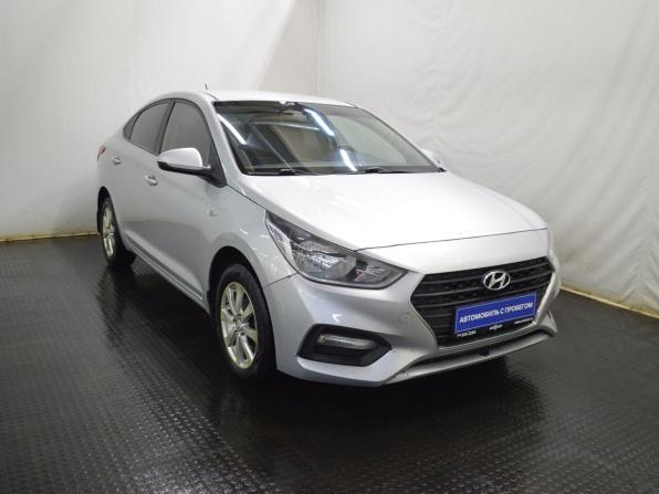 Hyundai Solaris II с пробегом 2019 года, цена 865 000 рублей, 155487 км, седан, Автокод Объявления