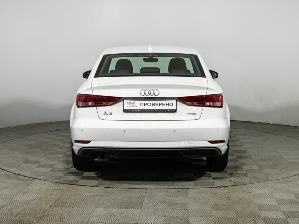 Audi A3 III (8V) Рестайлинг с пробегом 2018 года, цена 1 999 700 рублей, 102762 км, седан, Автокод Объявления