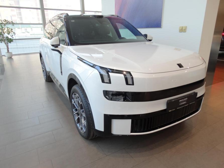Lynk &amp; Co 900 Москва  - изображение 1