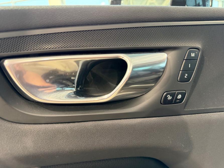 Volvo XC60 II Москва  - изображение 13