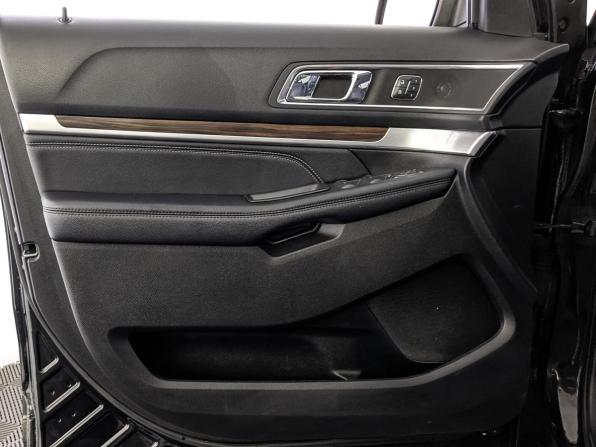 Ford Explorer V Рестайлинг 2 с пробегом 2018 года, цена 2 990 000 рублей, 212530 км, внедорожник, Автокод Объявления