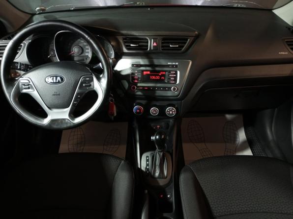 Kia Rio III Рестайлинг с пробегом 2015 года, цена 1 080 000 рублей, 180646 км, седан, Автокод Объявления