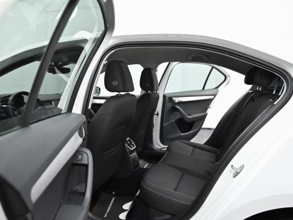 Skoda Octavia III (A7) с пробегом 2016 года, цена 1 349 000 рублей, 120000 км, лифтбек, Автокод Объявления
