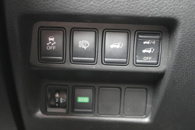 Nissan X-Trail III с пробегом 2015 года, цена 1 450 000 рублей, 175000 км, внедорожник, Автокод Объявления