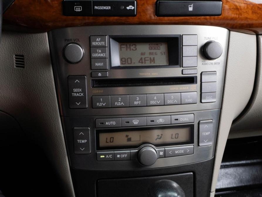 Toyota Avensis II Рестайлинг Тюмень  - изображение 16