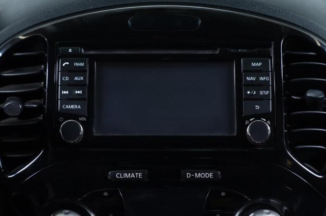 Nissan Juke I с пробегом 2013 года, цена 1 079 000 рублей, 168000 км, внедорожник, Автокод Объявления