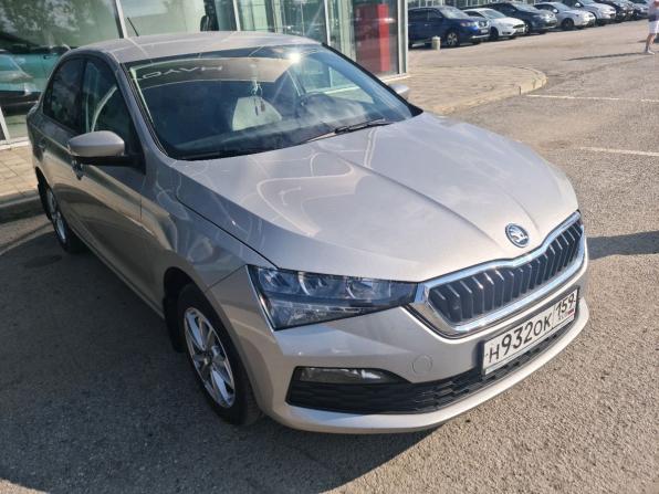 Skoda Rapid II с пробегом 2021 года, цена 1 387 900 рублей, 83203 км, лифтбек, Автокод Объявления