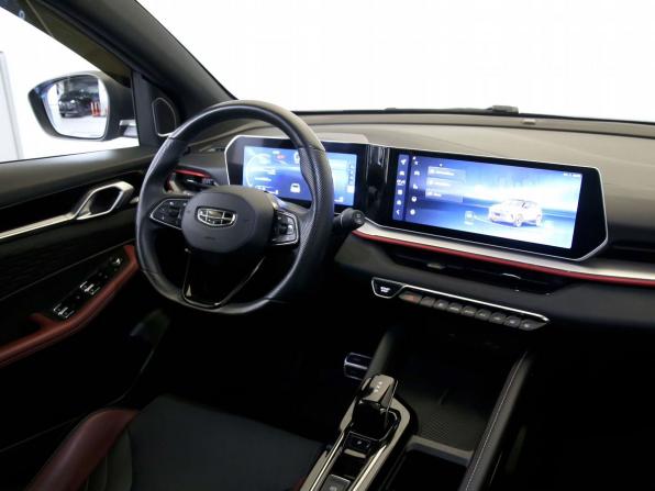 Geely Coolray I Рестайлинг с пробегом 2023 года, цена 2 160 000 рублей, 46802 км, внедорожник, Автокод Объявления