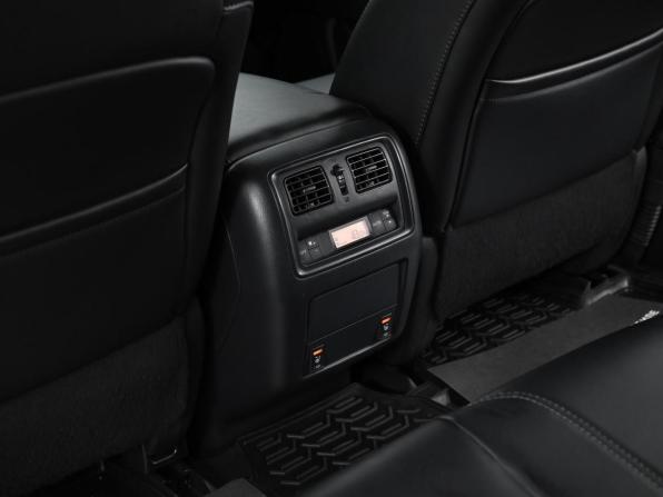 Nissan Pathfinder IV с пробегом 2015 года, цена 1 699 000 рублей, 191000 км, внедорожник, Автокод Объявления