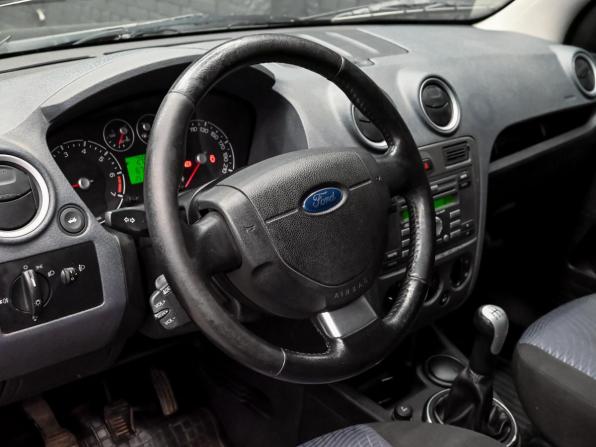 Ford Fusion I Рестайлинг с пробегом 2008 года, цена 370 000 рублей, 251086 км, хэтчбек, Автокод Объявления