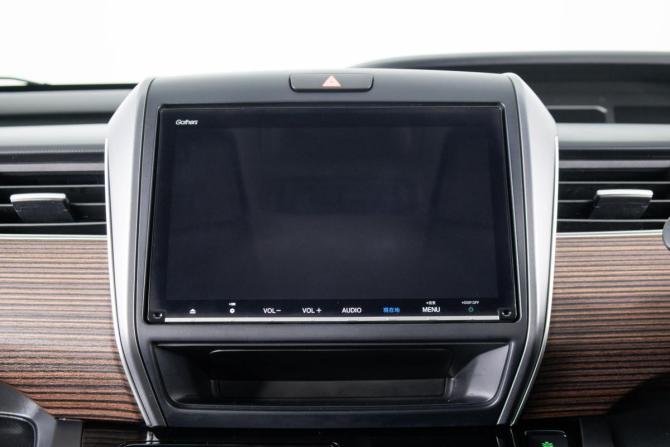 Honda Freed II Рестайлинг с пробегом 2022 года, цена 2 699 000 рублей, 40526 км, компактвэн, Автокод Объявления