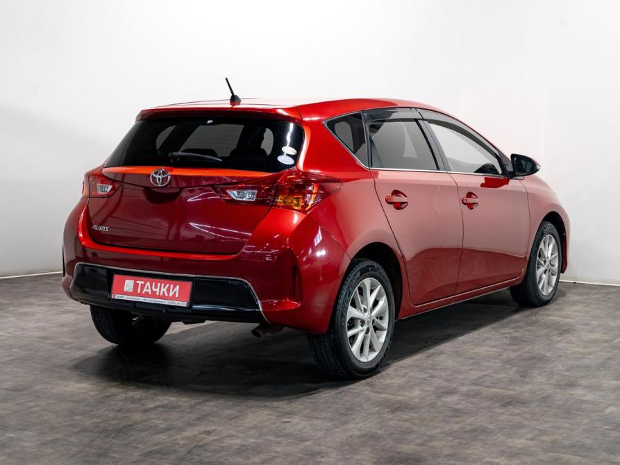 Toyota Auris II Чита  - изображение 3