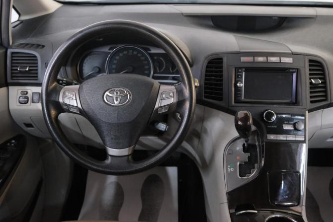 Toyota Venza I с пробегом 2010 года, цена 1 689 000 рублей, 140000 км, внедорожник, Автокод Объявления