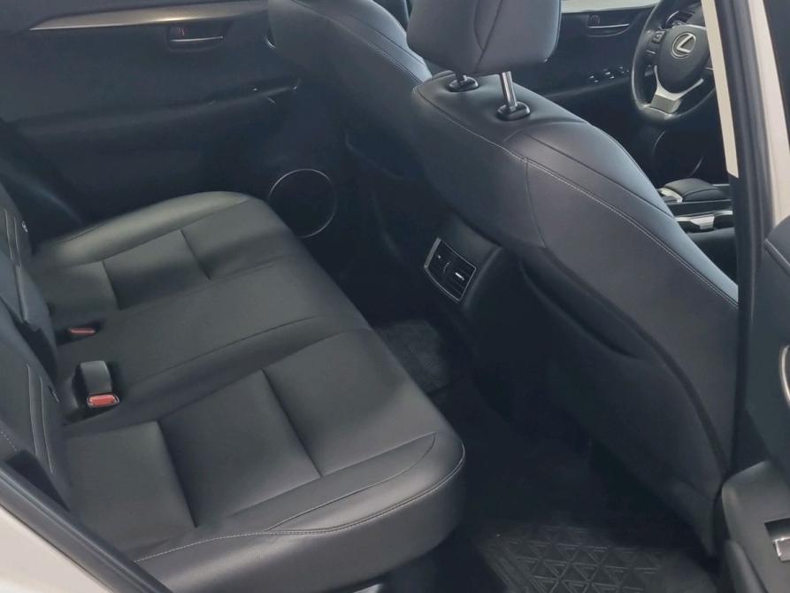 Lexus NX I Рестайлинг Омск  - изображение 10