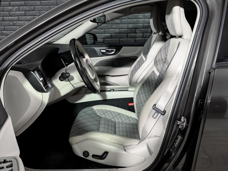 Volvo V60 Cross Country II Екатеринбург  - изображение 10